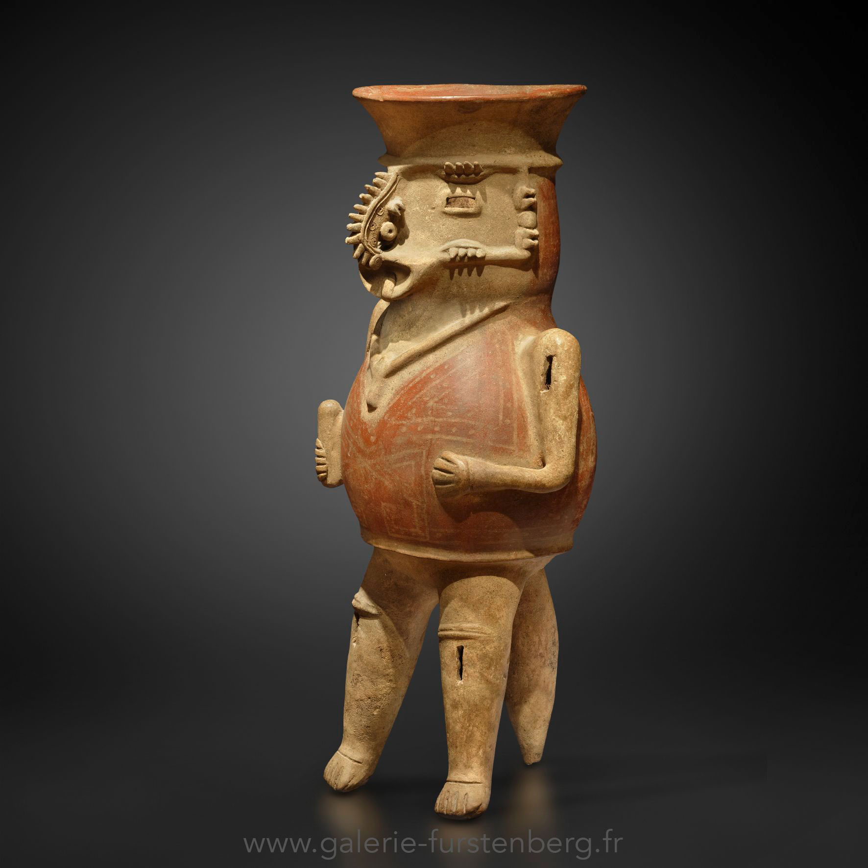 Tripod Costa Rica Figure
